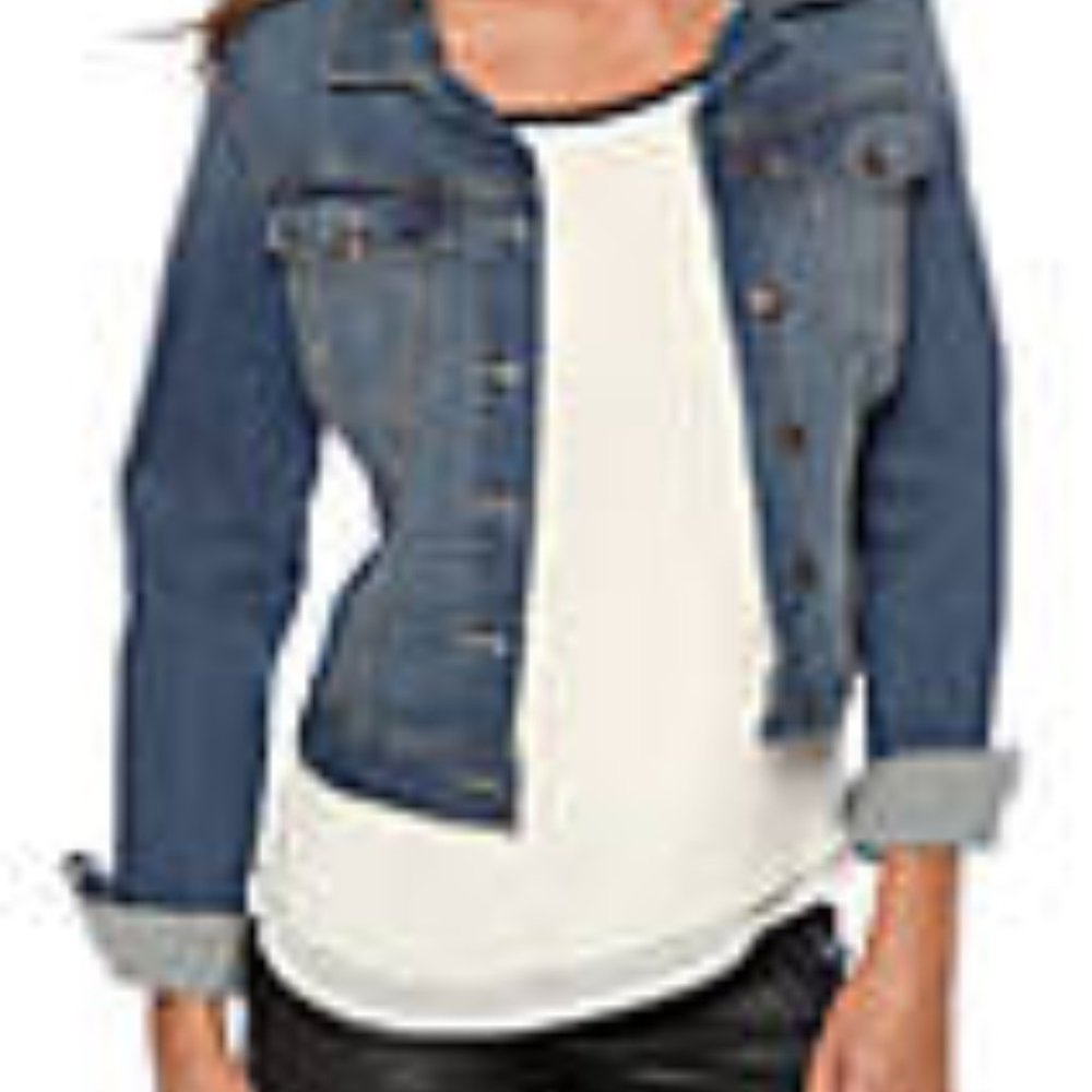 JESSICA SIMPSON JEAN JACKET SIZE MEDIUM